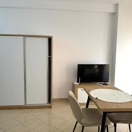 The Escape Apartment *